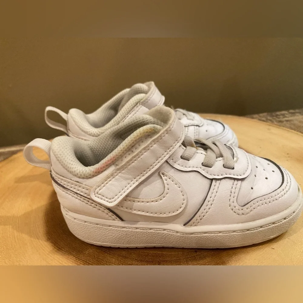 Nike Court Borough Low 2‎ Trainers Unisex Kids White Size US 7C